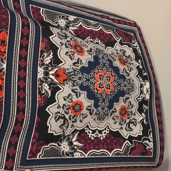 Banana Republic Factory, pattern dress, size 4 - Picture 11 of 11